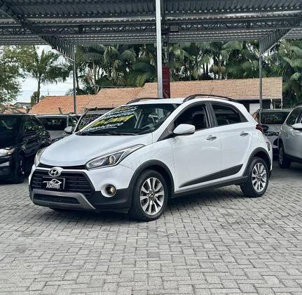 HYUNDAI HB20X 1.6 16V PREMIUM FLEX 4P AUTOMÁTICO